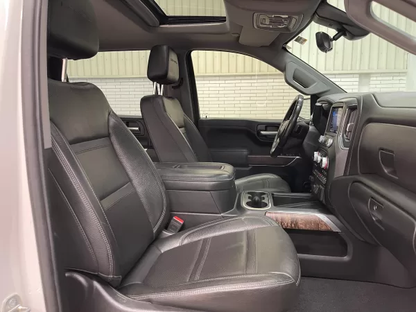 GMC Sierra Denali 2020 - Image 13