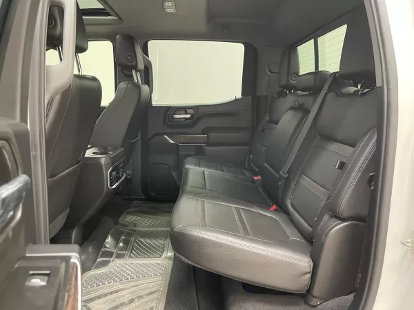 GMC Sierra Denali 2020 - Image 11