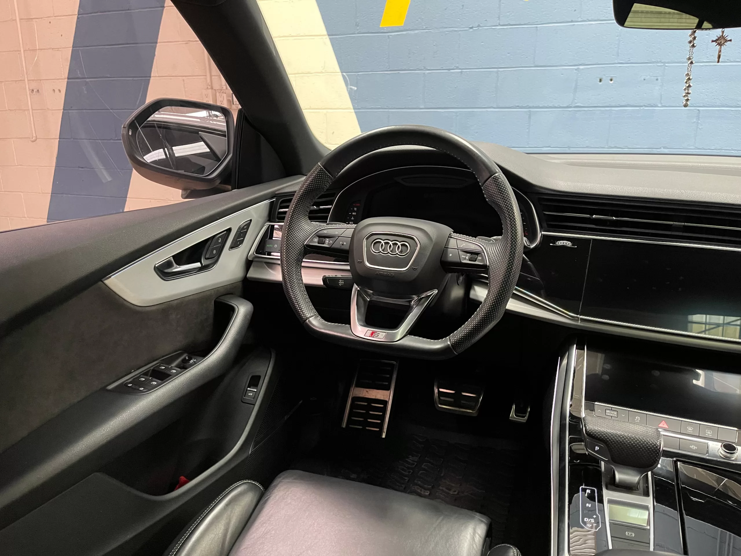 Audi Q8 Sline 2020 - Image 11